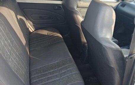 Toyota Corolla, 2002 год, 365 000 рублей, 13 фотография