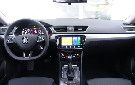 Skoda Superb III рестайлинг, 2025 год, 3 320 000 рублей, 10 фотография