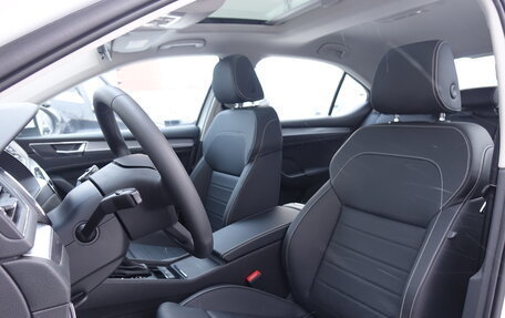 Skoda Superb III рестайлинг, 2025 год, 3 320 000 рублей, 8 фотография