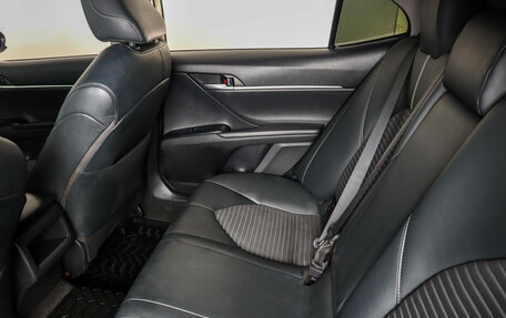 Toyota Camry, 2018 год, 2 939 000 рублей, 10 фотография