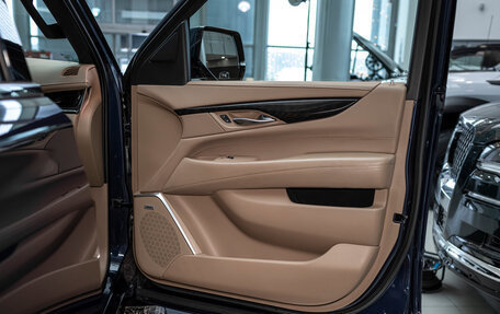 Cadillac Escalade IV, 2018 год, 6 190 000 рублей, 21 фотография