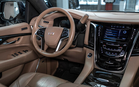 Cadillac Escalade IV, 2018 год, 6 190 000 рублей, 29 фотография