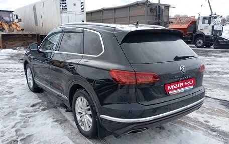 Volkswagen Touareg III, 2021 год, 7 200 000 рублей, 4 фотография