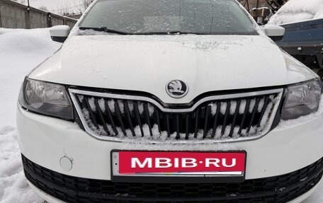 Skoda Rapid I, 2014 год, 380 000 рублей, 2 фотография