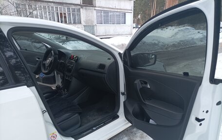 Volkswagen Polo VI (EU Market), 2018 год, 550 000 рублей, 5 фотография