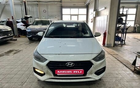 Hyundai Solaris II рестайлинг, 2017 год, 1 150 000 рублей, 5 фотография