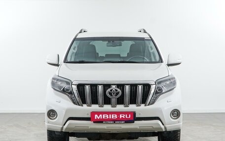 Toyota Land Cruiser Prado 150 рестайлинг 2, 2017 год, 4 457 077 рублей, 3 фотография