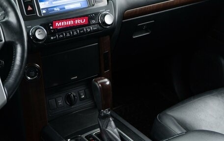 Toyota Land Cruiser Prado 150 рестайлинг 2, 2017 год, 4 457 077 рублей, 14 фотография