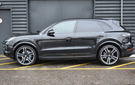 Porsche Cayenne III, 2022 год, 9 190 000 рублей, 2 фотография
