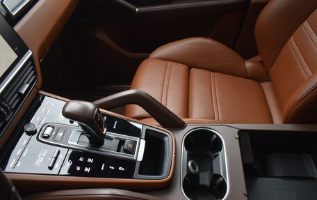 Porsche Cayenne III, 2022 год, 9 190 000 рублей, 16 фотография