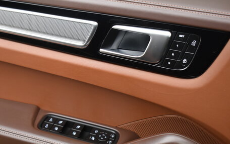 Porsche Cayenne III, 2022 год, 9 190 000 рублей, 10 фотография