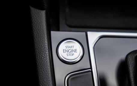 Volkswagen Passat B8 рестайлинг, 2017 год, 2 348 000 рублей, 25 фотография