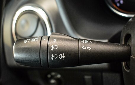 Renault Sandero II рестайлинг, 2015 год, 870 000 рублей, 13 фотография