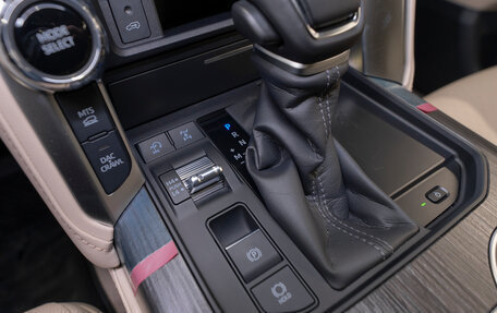 Toyota Land Cruiser, 2025 год, 14 600 000 рублей, 23 фотография