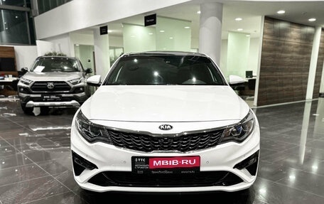 KIA Optima IV, 2018 год, 2 399 000 рублей, 2 фотография