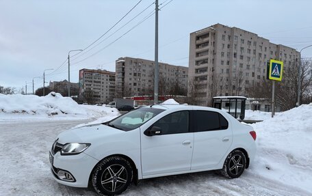 Renault Logan II, 2016 год, 900 000 рублей, 1 фотография