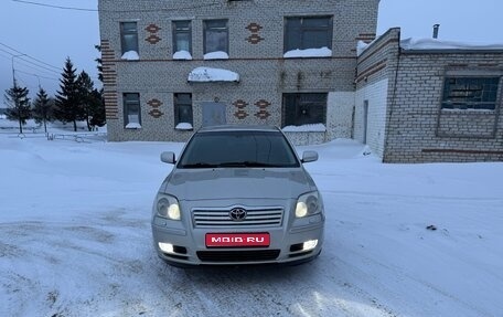 Toyota Avensis III рестайлинг, 2005 год, 820 000 рублей, 1 фотография