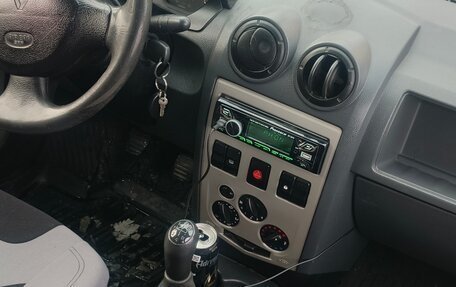 Renault Logan I, 2007 год, 240 000 рублей, 1 фотография