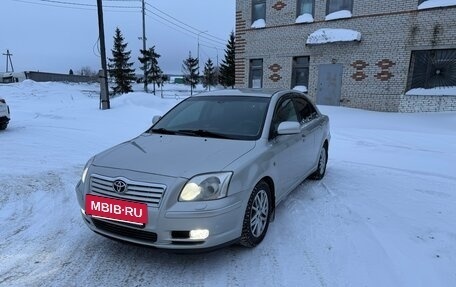 Toyota Avensis III рестайлинг, 2005 год, 820 000 рублей, 3 фотография