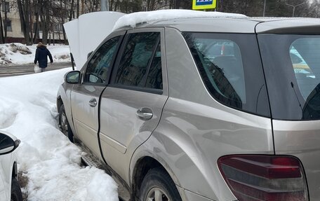 Mercedes-Benz M-Класс, 2005 год, 1 000 000 рублей, 3 фотография