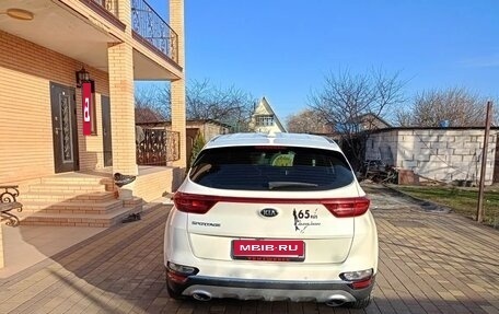 KIA Sportage IV рестайлинг, 2021 год, 2 800 000 рублей, 4 фотография