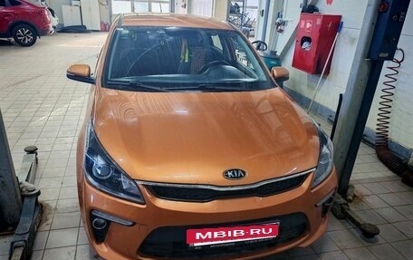 KIA Rio IV, 2018 год, 1 410 000 рублей, 3 фотография