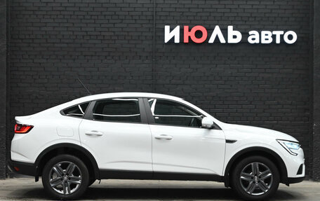 Renault Arkana I, 2021 год, 1 690 000 рублей, 9 фотография