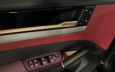 Porsche Cayenne III, 2025 год, 18 500 000 рублей, 31 фотография