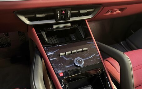 Porsche Cayenne III, 2025 год, 18 500 000 рублей, 17 фотография