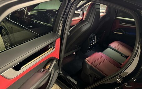 Porsche Cayenne III, 2025 год, 18 500 000 рублей, 25 фотография