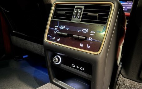 Porsche Cayenne III, 2025 год, 18 500 000 рублей, 20 фотография