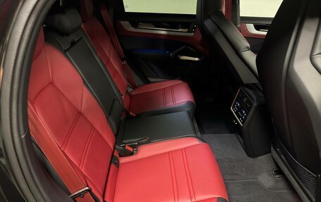 Porsche Cayenne III, 2025 год, 18 500 000 рублей, 22 фотография