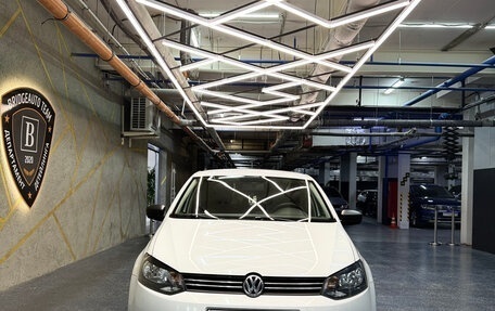 Volkswagen Polo VI (EU Market), 2014 год, 840 000 рублей, 2 фотография