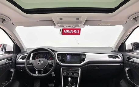 Volkswagen T-Roc I, 2022 год, 1 836 000 рублей, 11 фотография