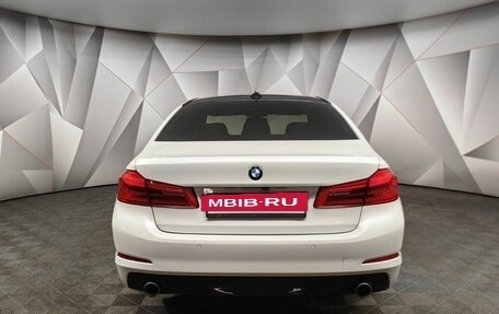 BMW 5 серия, 2017 год, 2 850 000 рублей, 4 фотография