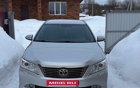 Toyota Camry, 2012 год, 1 550 000 рублей, 3 фотография