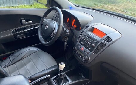 KIA cee'd I рестайлинг, 2008 год, 390 000 рублей, 6 фотография