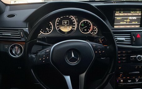 Mercedes-Benz E-Класс, 2012 год, 2 200 000 рублей, 8 фотография