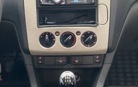 Ford Focus II рестайлинг, 2007 год, 410 000 рублей, 25 фотография