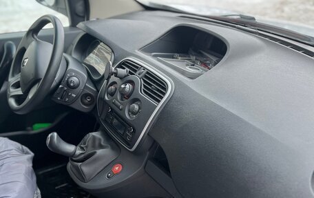 Renault Kangoo II рестайлинг, 2014 год, 1 090 000 рублей, 10 фотография