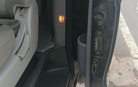 Hyundai Grand Starex Grand Starex I рестайлинг 2, 2009 год, 1 280 000 рублей, 15 фотография