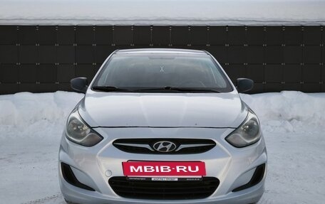 Hyundai Solaris II рестайлинг, 2011 год, 667 000 рублей, 4 фотография