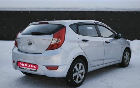 Hyundai Solaris II рестайлинг, 2011 год, 667 000 рублей, 7 фотография