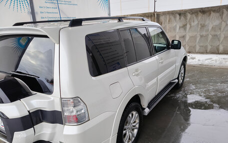 Mitsubishi Pajero IV, 2014 год, 2 700 000 рублей, 4 фотография