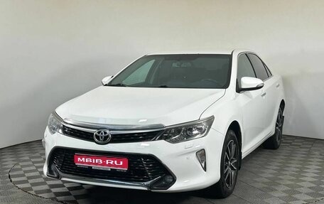 Toyota Camry, 2017 год, 2 019 000 рублей, 1 фотография