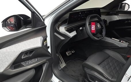 Peugeot 3008 II, 2023 год, 1 700 000 рублей, 11 фотография