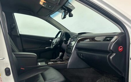 Toyota Camry, 2017 год, 2 019 000 рублей, 11 фотография