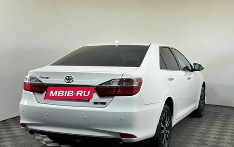 Toyota Camry, 2017 год, 2 019 000 рублей, 4 фотография