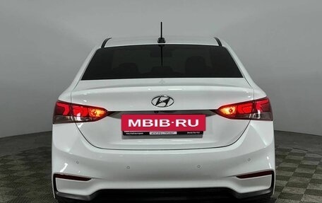 Hyundai Solaris II рестайлинг, 2018 год, 1 400 000 рублей, 6 фотография
