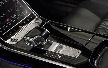 Audi A8, 2021 год, 6 200 000 рублей, 14 фотография